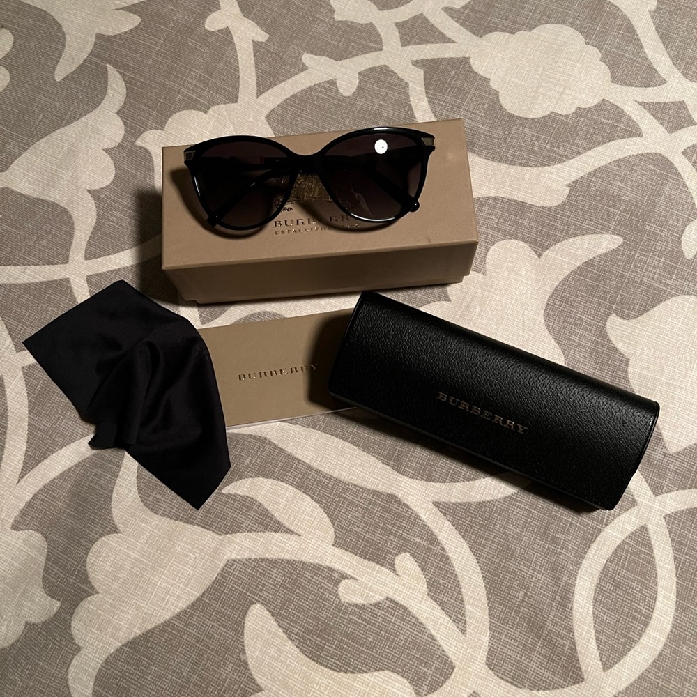 Burberry Sunglasses